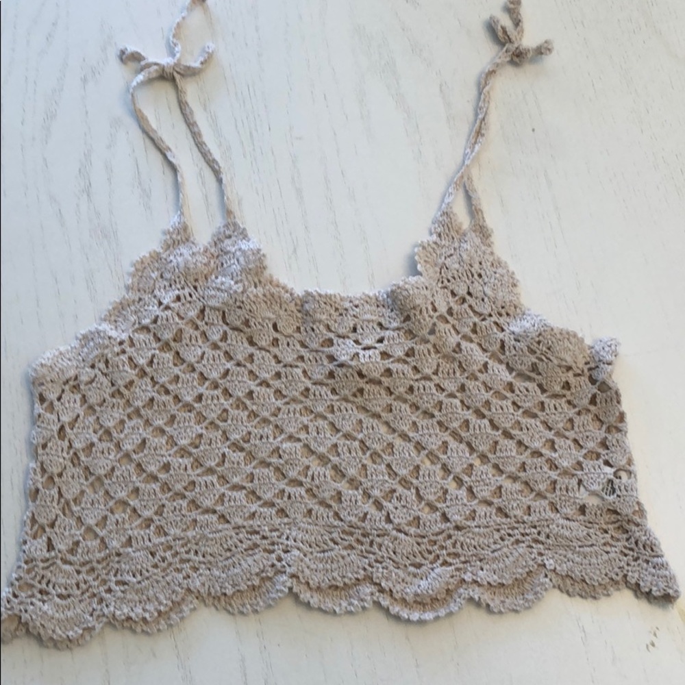 Billabong crocheted cropped tank top (S)